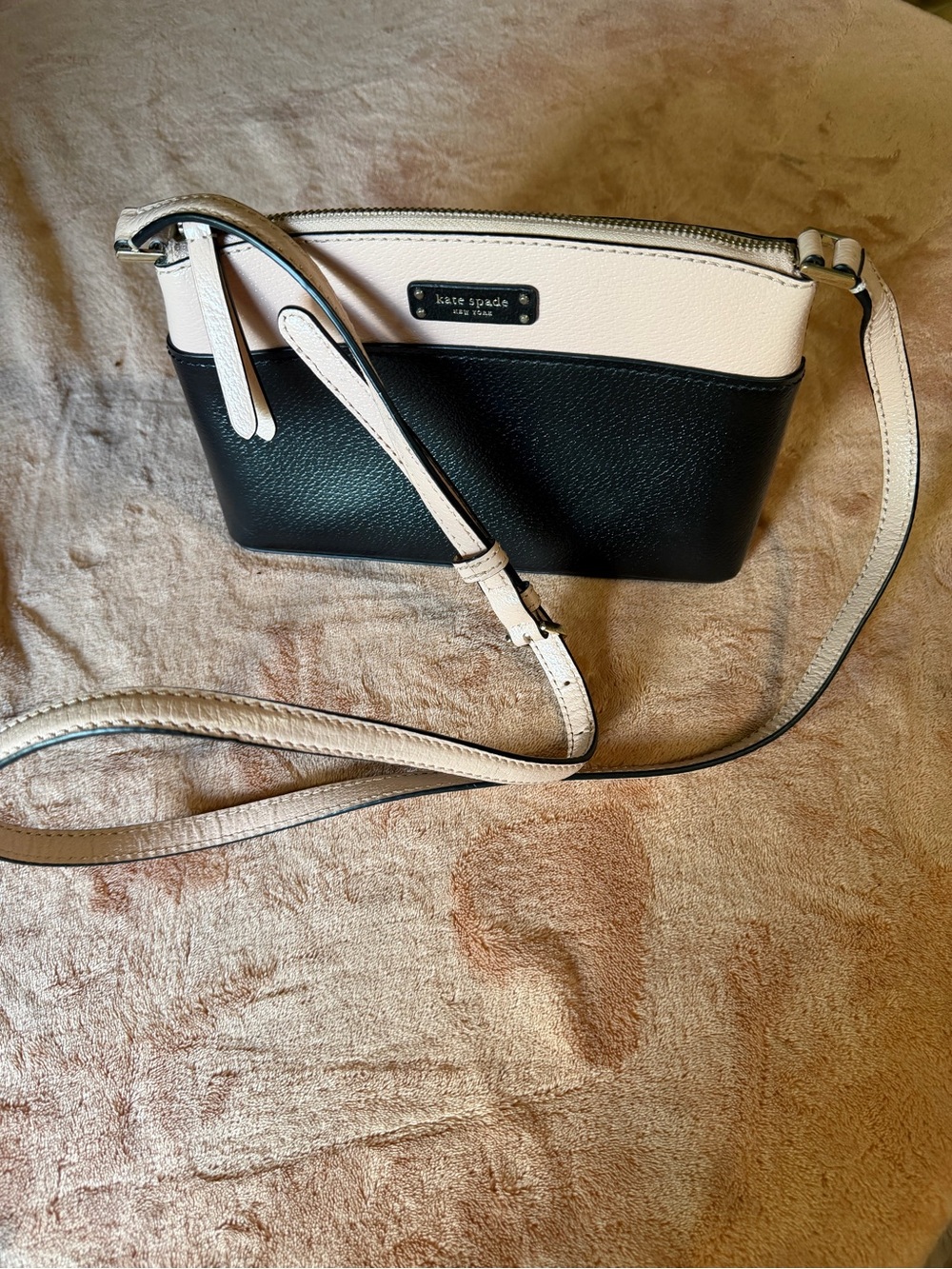 kate spade Two-Tone Black and Cream Crossbody Bag